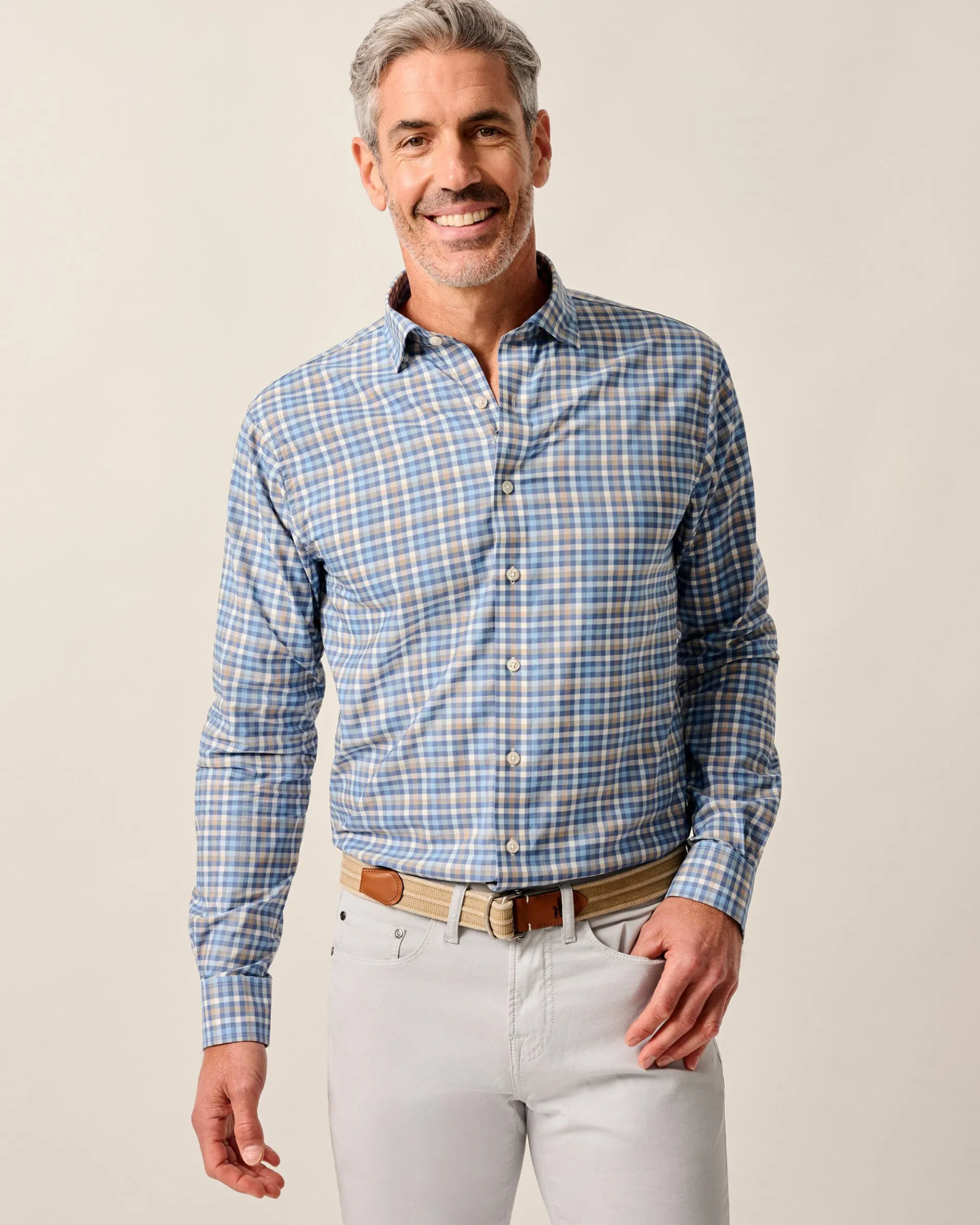 Featherweight Performance Button Down Shirt - Olie