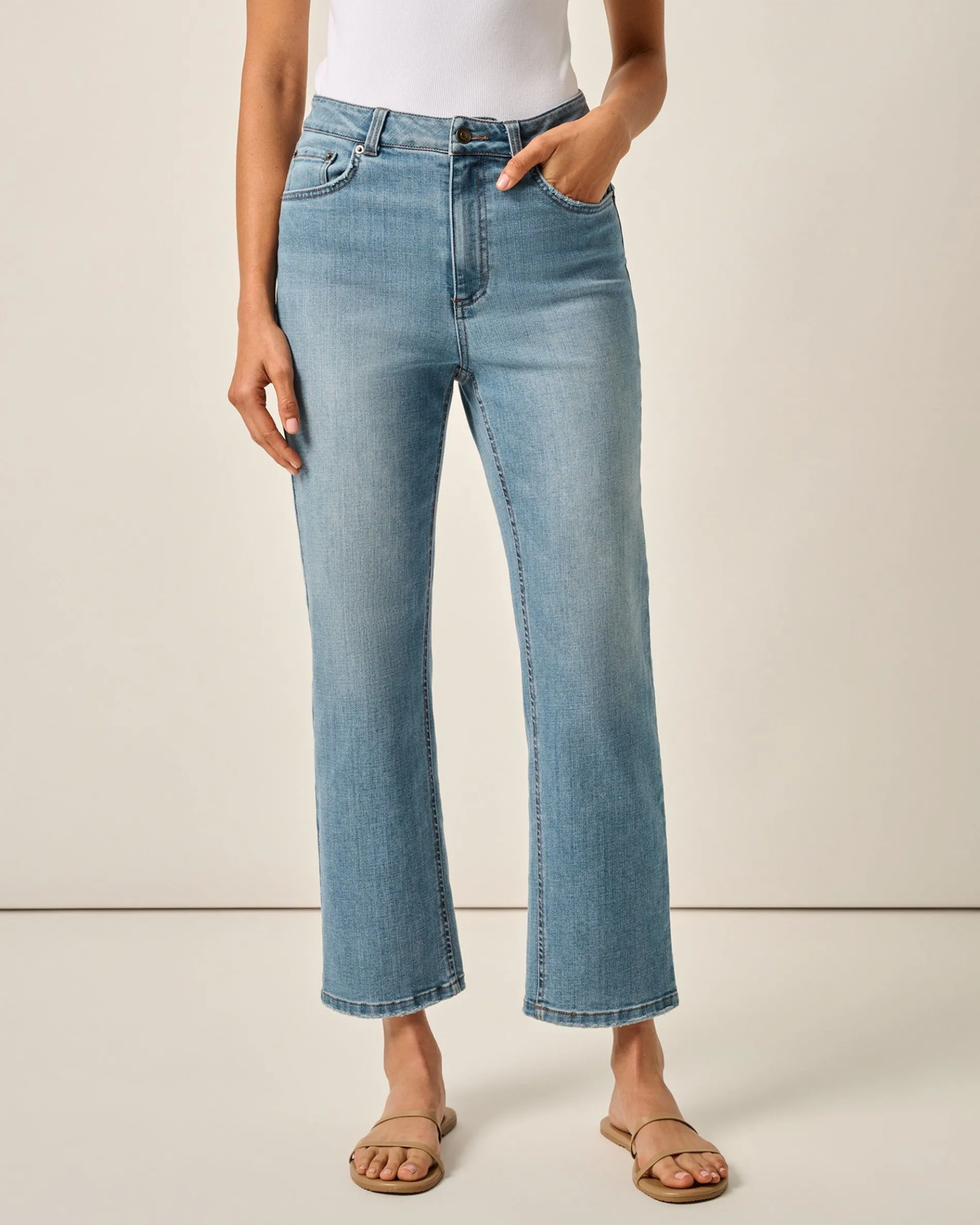 Savanah Light Everyday Wash Jean